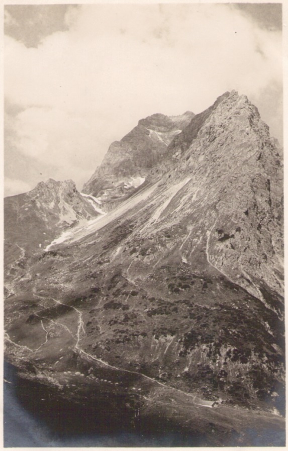 990_Obere Gemstelalpe mit Widderstein um 1930p.jpg