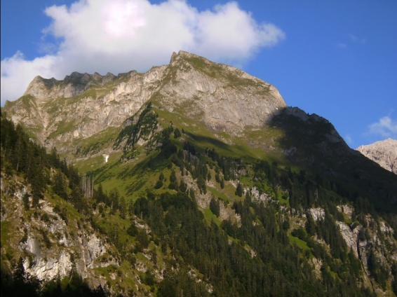 Abendliches Oytal mit Schneck und Himmelhorn.jpg