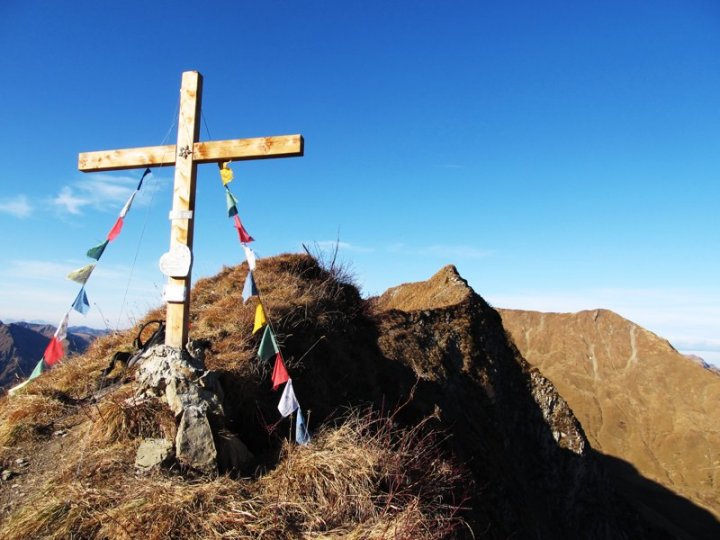 Hintere_Uentschenspitze_Kreuz.jpg