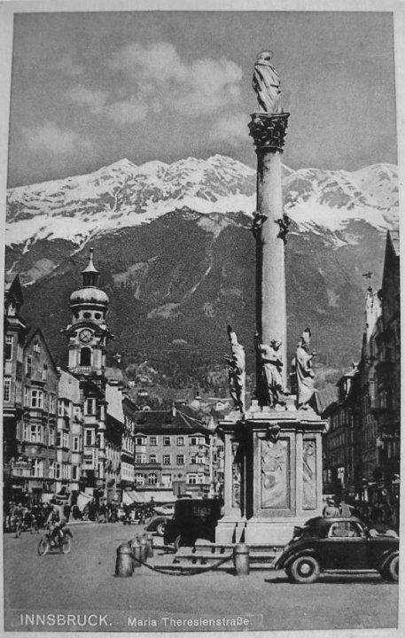 78_Innsbruck Maria-Theresienstrassepaint.jpg